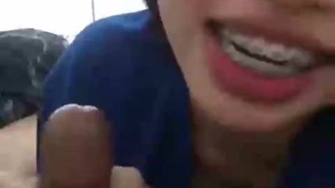 คลิปหลุดมาใหม่ น้องพิมพ์เด็ก ม.ต้น แฟนถ่ายสอนโม๊คควย สลับกับฉากนอนถ่างขาให้แฟนจัดการจนน้ำพุ่งใส่หน้าครางเสียวสุดๆ