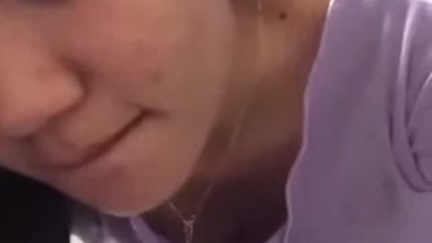 คลิปหลุดทางบ้าน แม่สาวขี้เงี่ยนจับกระดอโม๊คให้จนเสียวแล้วค่อยโดนจับแหกหีกระแทกรัวๆก่อน ต่อด้วยขึ้นขย่มบดควยรัวๆจนร้องครางออกมาอย่างเสียว