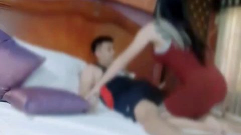 คลิปหลุดมาใหม่ coconut82291822 ผัวพามาเย็ดม่านรูดจับแหกหีซอยยิกๆ ปิดท้ายท่าหมาซอยจนน้ำแตก