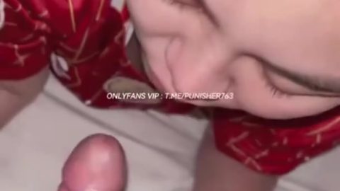 คลิปหลุดonlyfans jzkuta_khonkan นัดเพื่อนมาดูบอลที่ห้อง จัดหนังสดตอนพักครึ่ง อมจู๋เสียวพร้อมท่าหมาตึงๆ