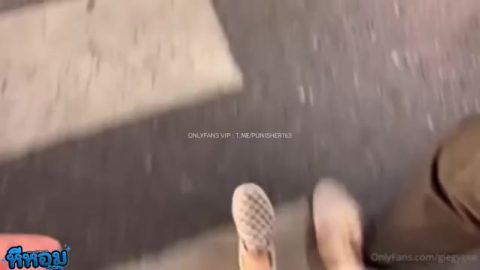 คลิปโป๊หลุดมาใหม่ Giegygee สาวแว่นตัวเล็กร่างบางน่ารักนัดหนุ่มมาเย็ดกันที่โรงแรมแบบเสียวๆ