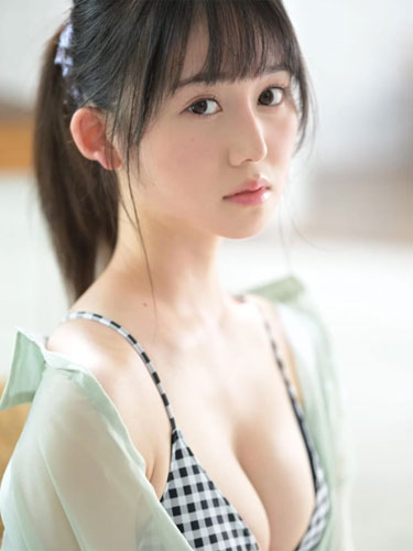 NANAKA KOSAKA