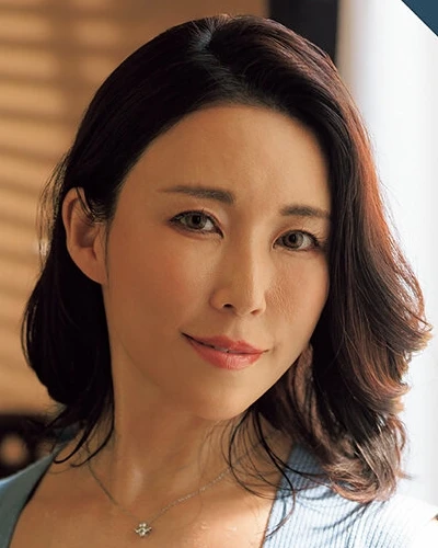 YUKA MIZUNO